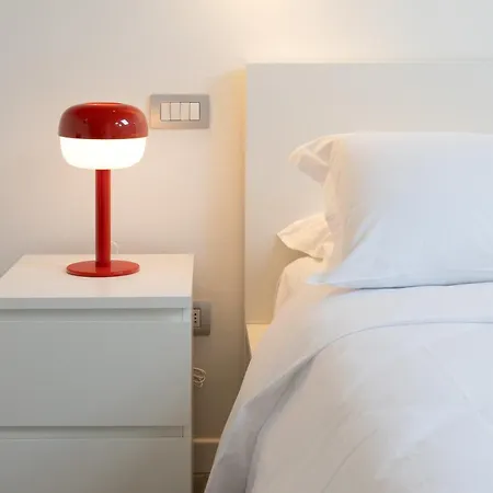 Steve Mansion Centre